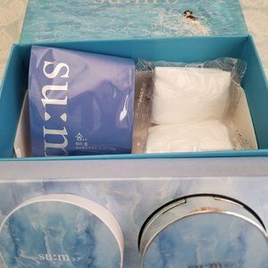 Su:m 37 Water-full CC Cushion Perfect Finish Special Edition 01